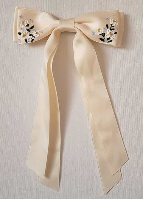 Cream Hair Bow